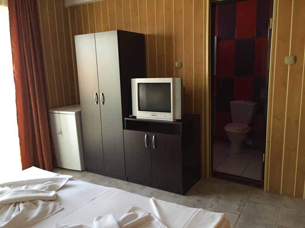 Hotel Vila Nusa à Eforie Nord Extérieur photo