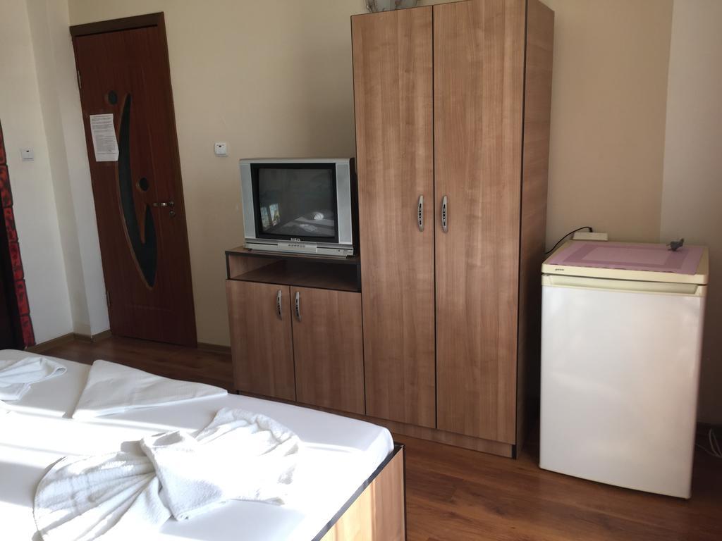 Hotel Vila Nusa à Eforie Nord Extérieur photo
