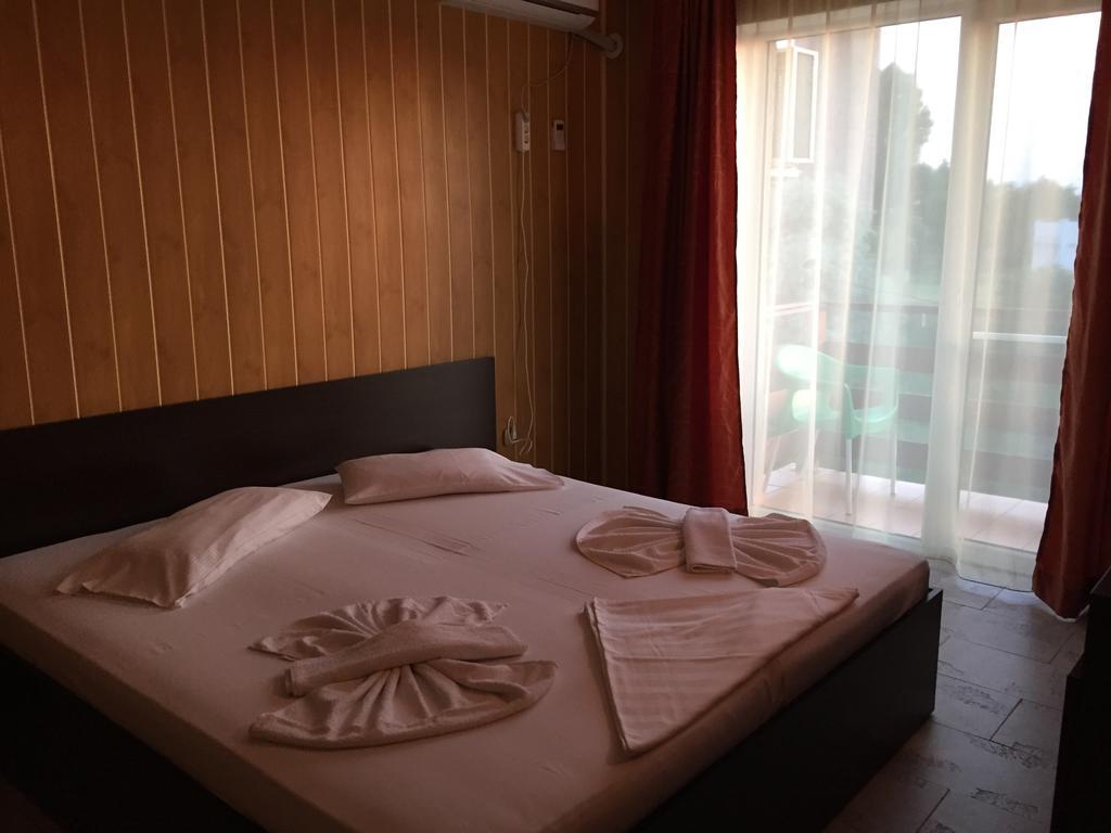Hotel Vila Nusa à Eforie Nord Extérieur photo