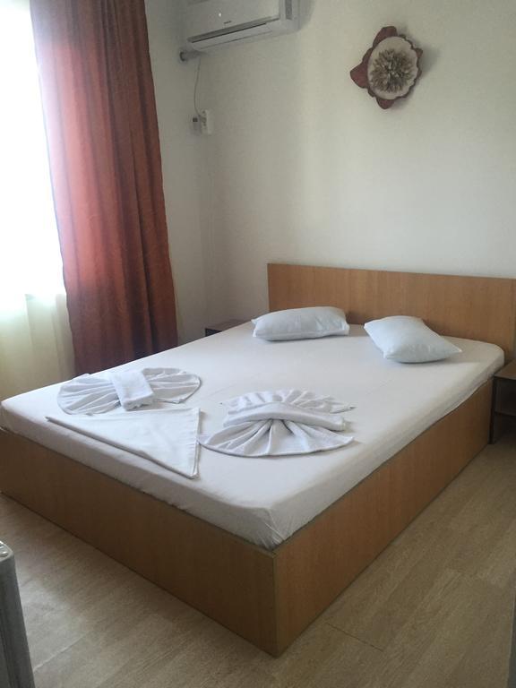 Hotel Vila Nusa à Eforie Nord Extérieur photo