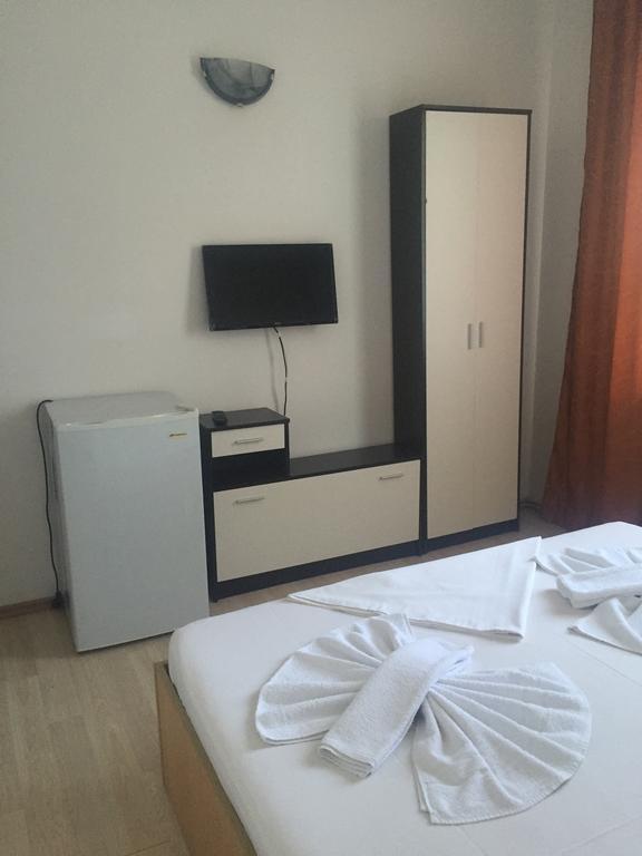 Hotel Vila Nusa à Eforie Nord Extérieur photo