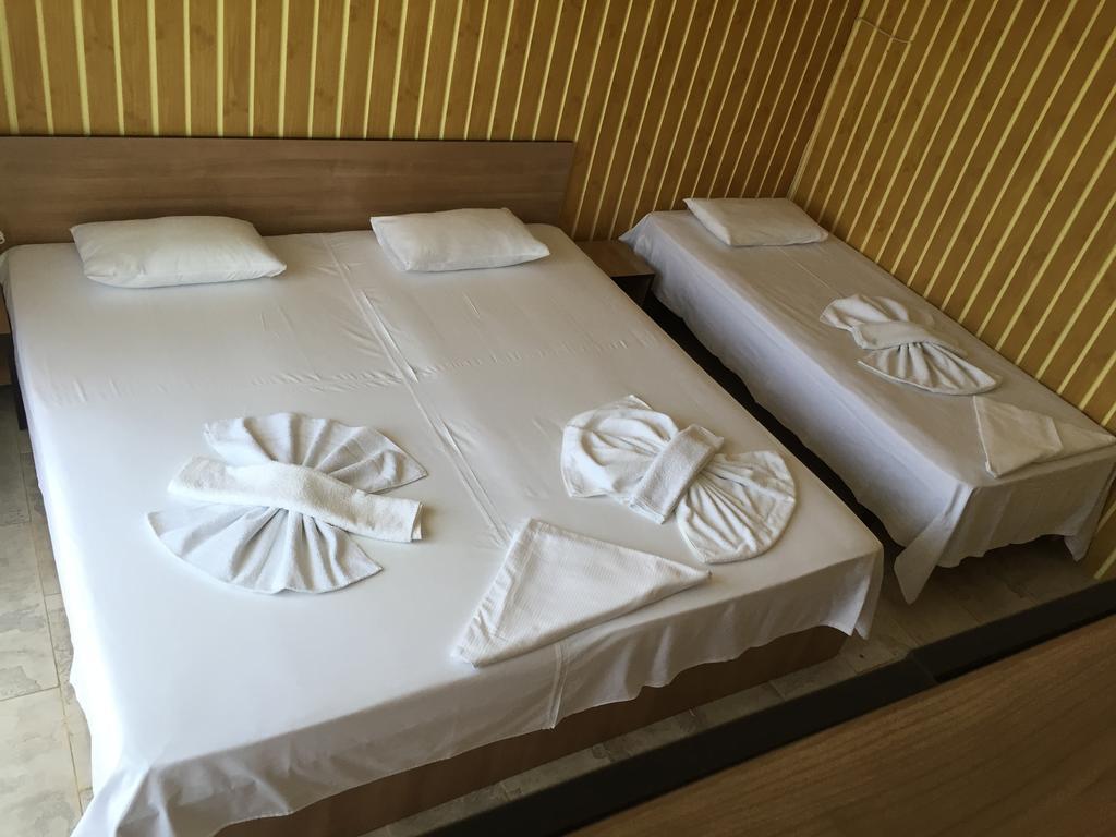 Hotel Vila Nusa à Eforie Nord Extérieur photo