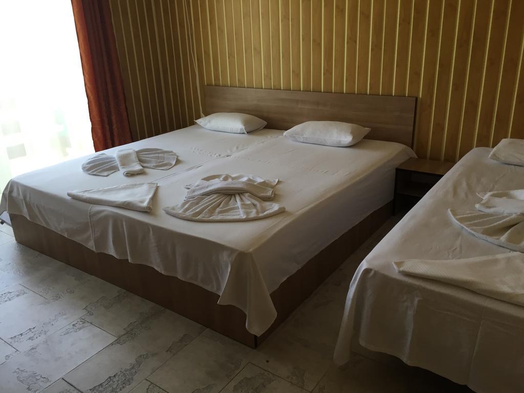 Hotel Vila Nusa à Eforie Nord Extérieur photo